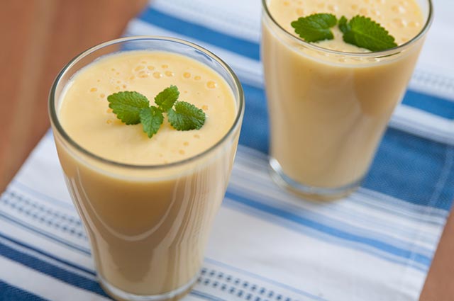 mango-lassie-smoothie